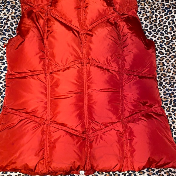 Add Down Down Red Vest with Real Fur Collar size 6 - Picture 3 of 7